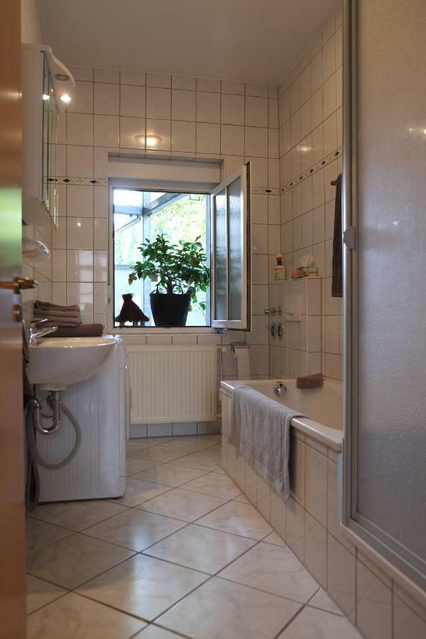 אוברהאוזן Ferienwohnung Mit Terasse מראה חיצוני תמונה